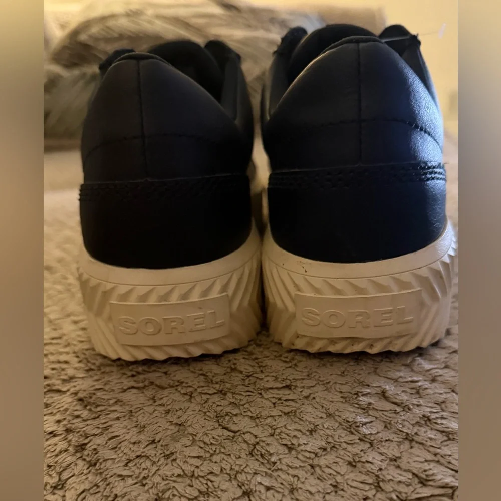Sorel Black Leather Slip-On Shoes with Cream Sole - Picture 10 of 14